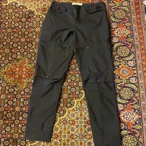 **MIU MIU - WOMENS - BLACK NyLoN PANTS - SIZE 44 Italy/SIZE 8 USA - AS NEW**